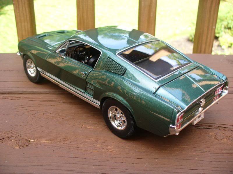 maisto 1967 ford mustang gta fastback